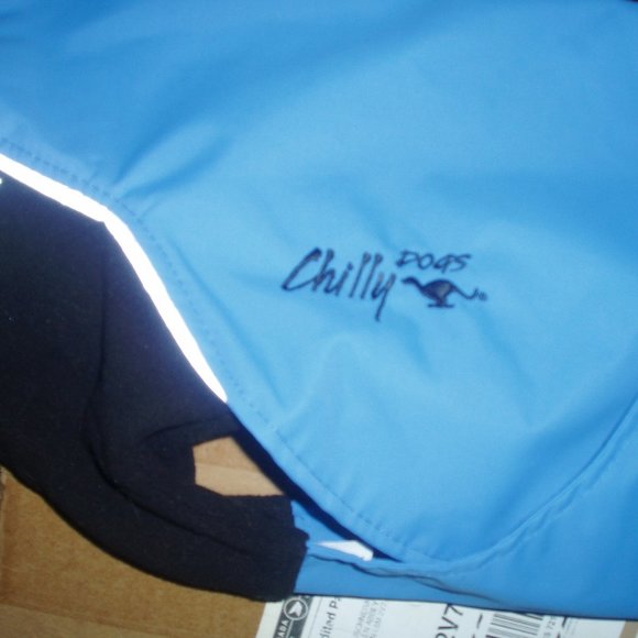 Canada Pooch Pink Expedition Raincoat & Chilly Dog - Picture 15 of 16